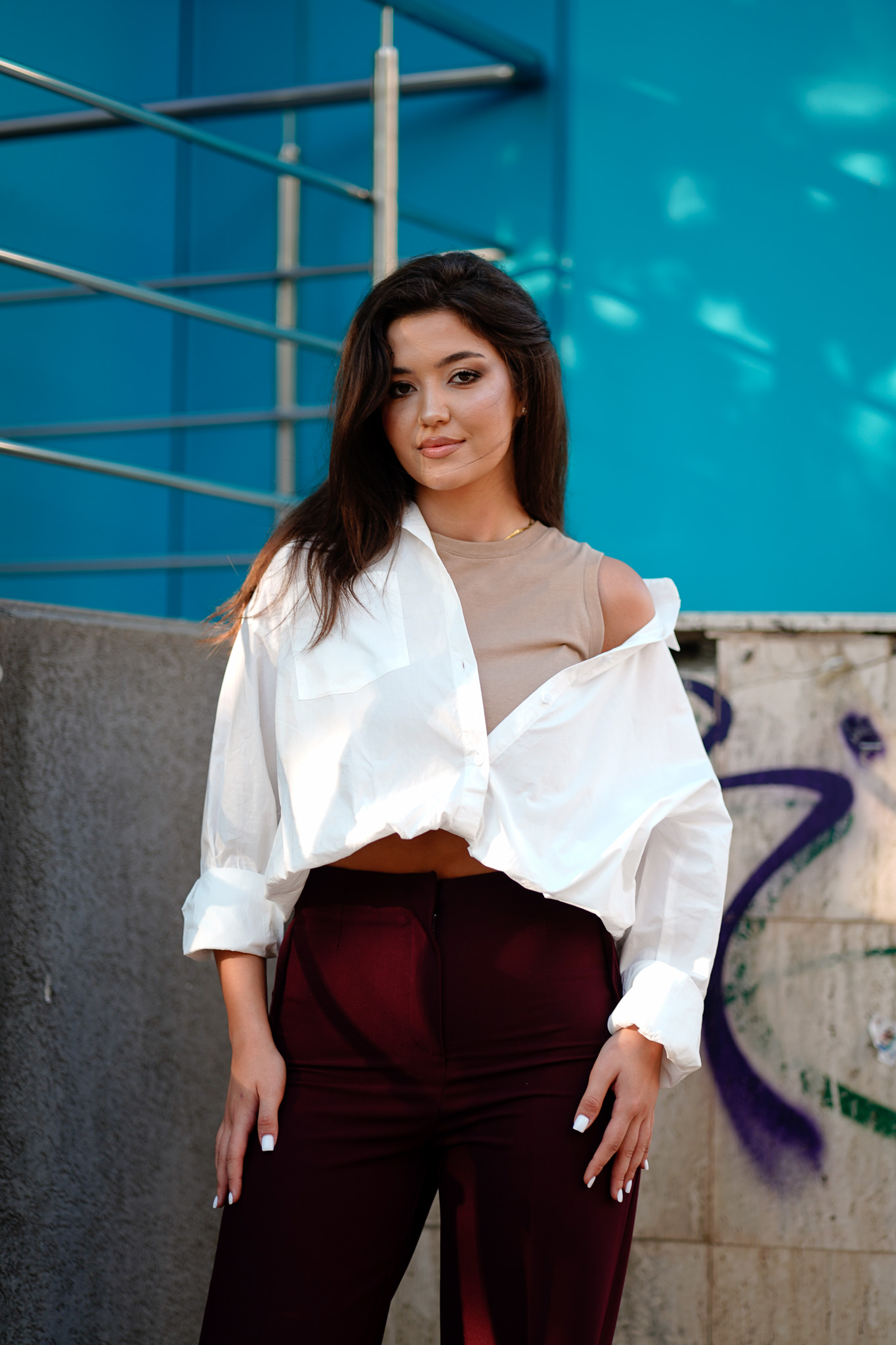 Bluză albă cu maieu integrat