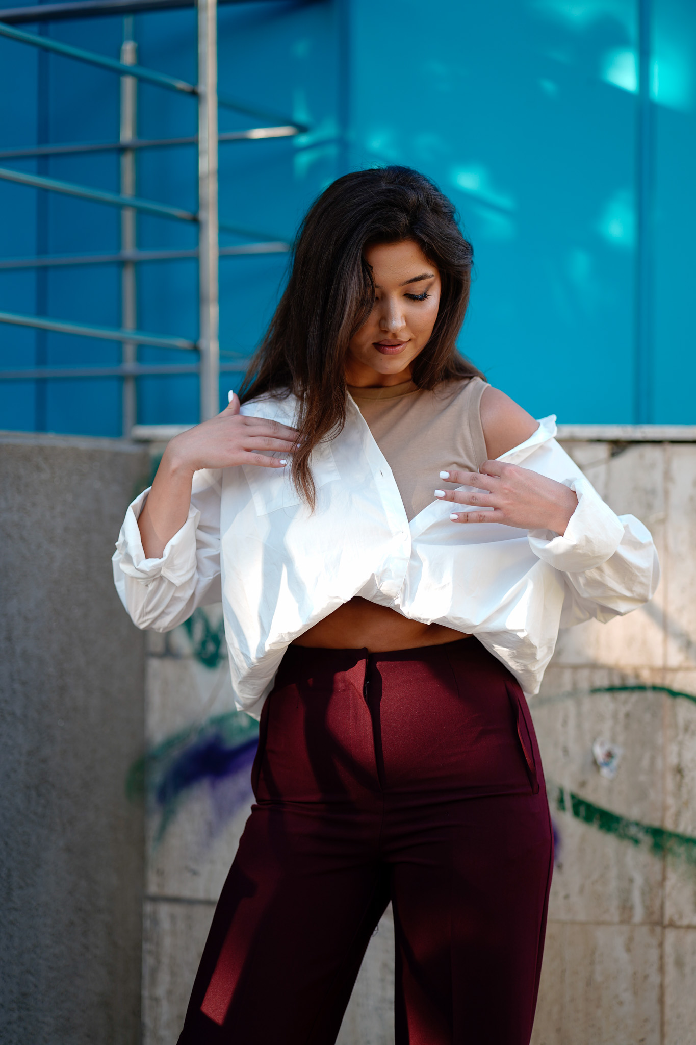 Bluză albă cu maieu integrat