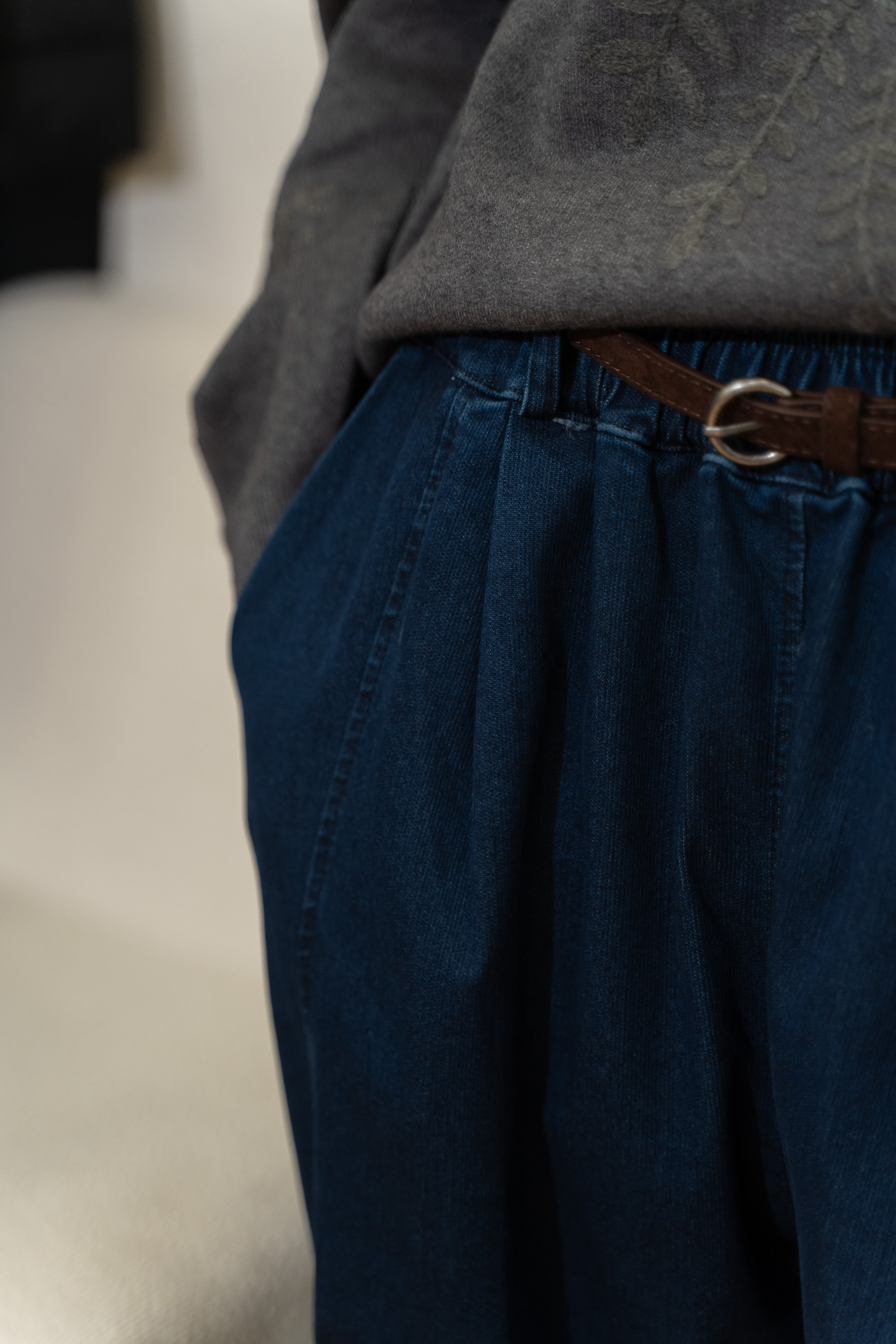 Pantaloni largi denim